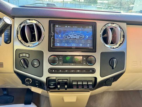 Used 2008 Ford F350 Lariat image 11