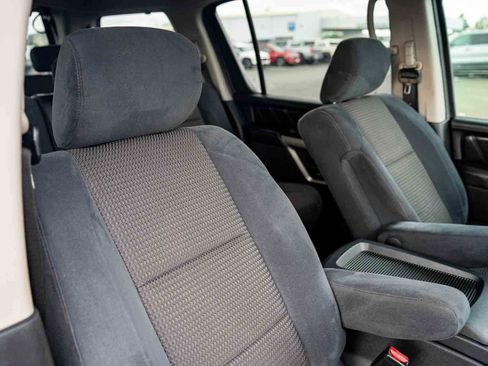 Used 2015 Nissan Armada SV w/ SV Driver Package RWD image 28
