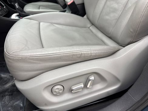 Used 2018 Audi Q3 2.0T Premium FWD image 33