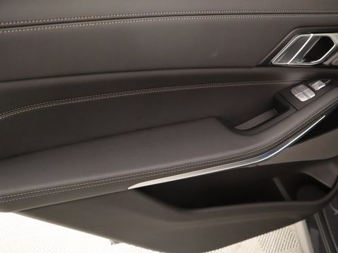 New 2025 BMW X7 xDrive40i w/ M Sport Package image 19