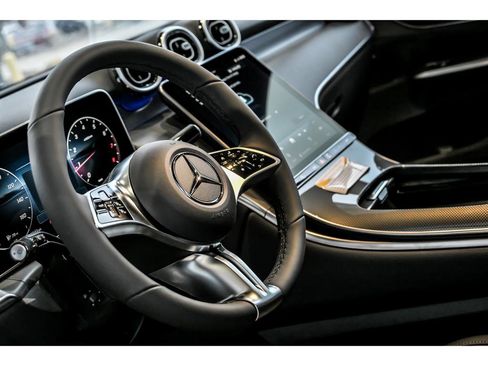 New 2026 Mercedes-Benz GLC 300 4MATIC image 12
