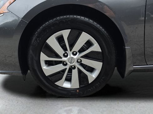 Certified 2025 Nissan Altima 2.5 S FWD image 36