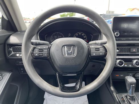 Used 2023 Honda Civic LX image 6