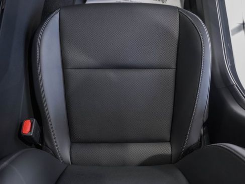 New 2026 Toyota Prius XLE image 31