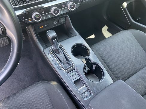 Used 2022 Honda Civic EX image 16