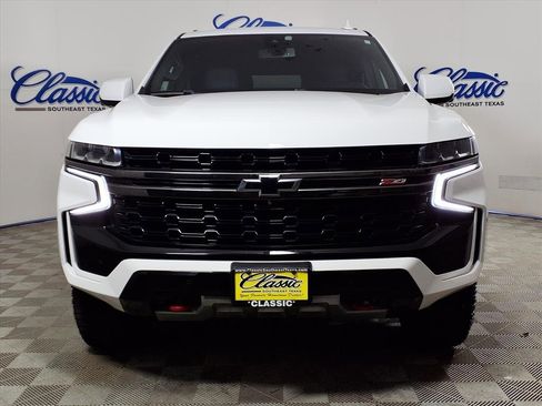 Used 2021 Chevrolet Tahoe Z71 w/ Z71 Signature Package image 3
