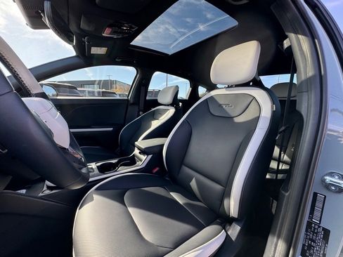New 2025 Kia K4 GT-Line Turbo image 14