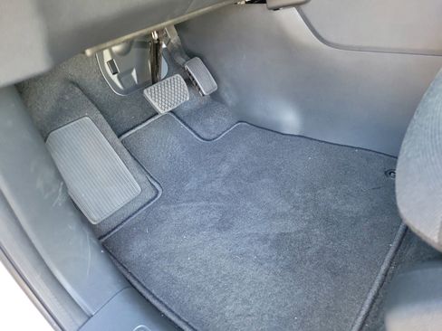 New 2026 Honda Pilot Sport image 16