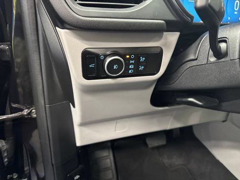 Used 2023 Ford Escape Platinum w/ Premium Technology Package AWD/4WD image 35