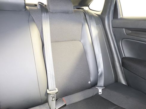 Used 2023 Honda Civic Sport image 14