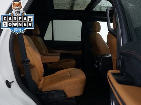 Certified 2023 Ford Expedition Platinum image 33