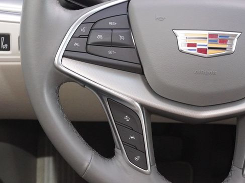Used 2025 Cadillac XT5 Premium Luxury FWD image 22