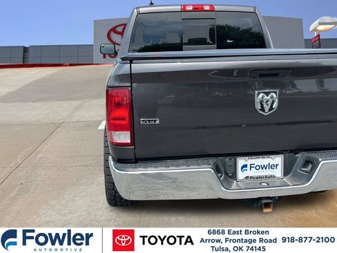 Used 2019 RAM 1500 Classic SLT AWD/4WD image 30