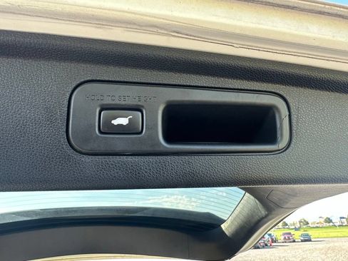 Used 2018 Honda Odyssey Touring image 12