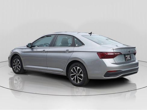 Used 2022 Volkswagen Jetta S FWD image 5