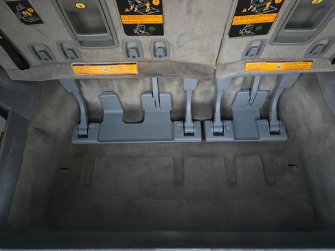 Used 2012 Toyota Sienna LE image 46