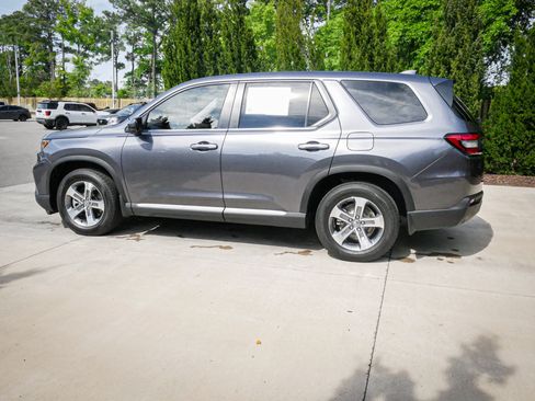 Certified 2025 Honda Pilot EX-L image 7