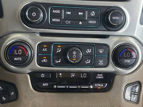 Used 2020 GMC Yukon SLT w/ Open Road Package RWD image 5