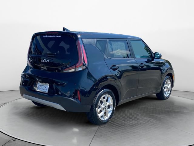 Used 2025 Kia Soul LX w/ LX Technology Package FWD image 5