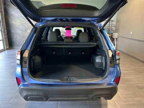 Used 2026 Subaru Forester Premium AWD/4WD image 31
