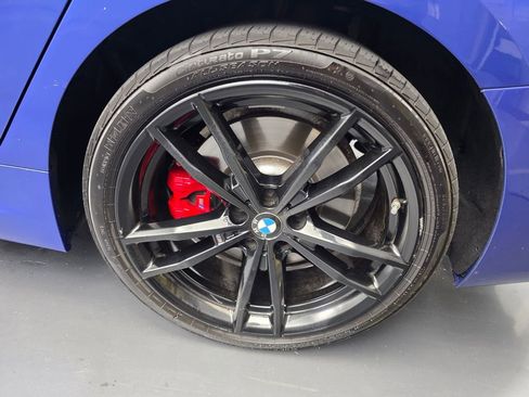Used 2024 BMW 330i Sedan w/ M Sport Package RWD image 17
