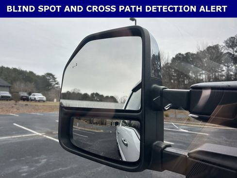 Used 2023 Ford F250 Lariat w/ Chrome Package image 6