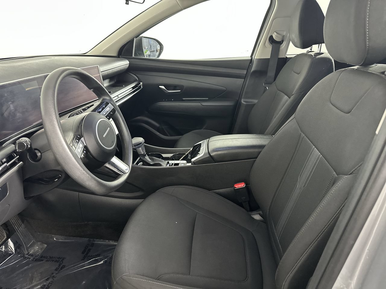 Used 2025 Hyundai Tucson SEL FWD image 2