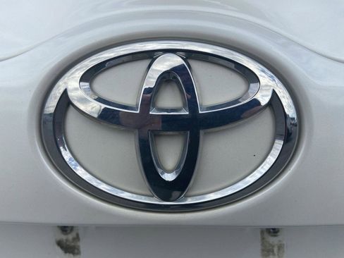 Used 2018 Toyota Highlander XLE AWD/4WD image 40