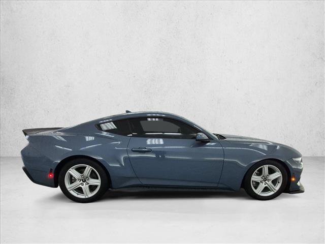 Used 2025 Ford Mustang Premium RWD image 4