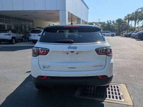 Used 2025 Jeep Compass Limited AWD/4WD image 4