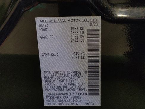 Used 2024 Nissan Altima 2.5 SV FWD image 33