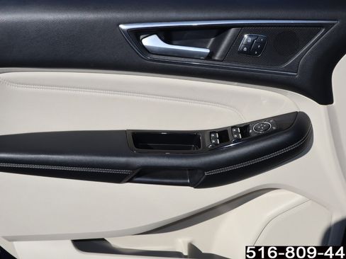 Used 2016 Ford Edge Titanium w/ Equipment Group 301A image 16