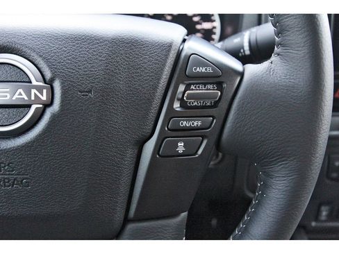 Used 2025 Nissan Frontier SV w/ SV Convenience Package RWD image 20