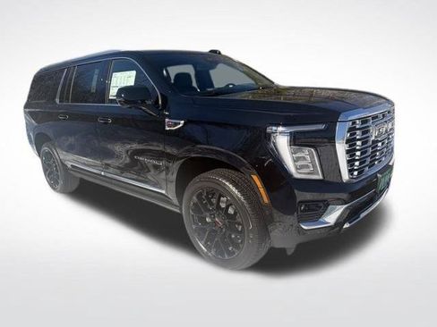 New 2026 GMC Yukon XL Denali w/ Sun & Power Step Package AWD/4WD image 12