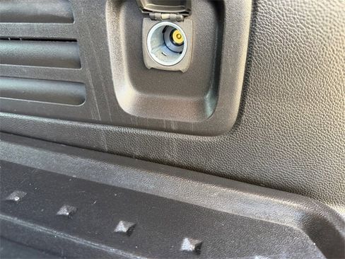 Used 2021 Chevrolet Traverse Premier w/ Redline Edition image 37