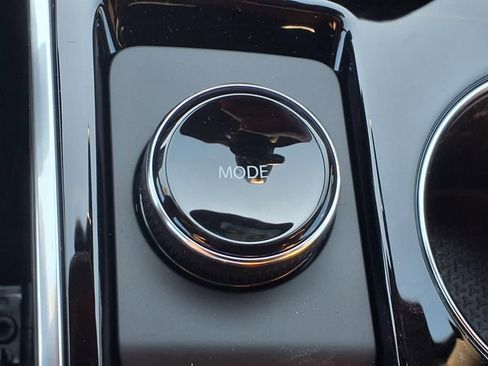 New 2026 Chevrolet Equinox ACTIV w/ Safety and Technology Package image 9