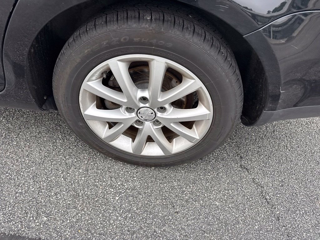 Used 2010 Volkswagen Jetta Limited Edition FWD image 6