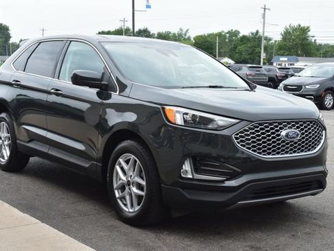 Used 2024 Ford Edge SEL w/ Convenience Package AWD/4WD image 13