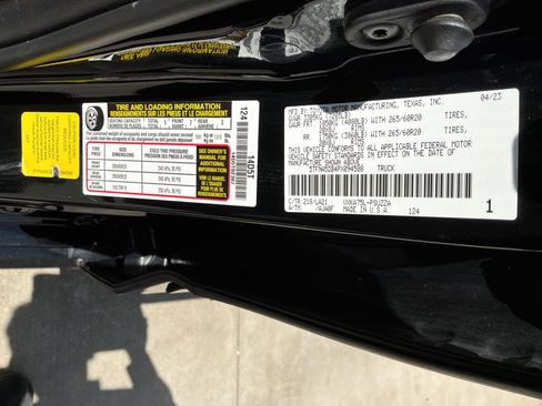 Used 2023 Toyota Tundra Platinum AWD/4WD image 35