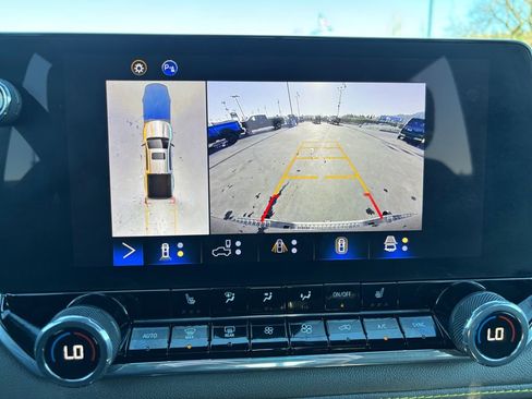 Used 2024 Chevrolet Colorado ZR2 w/ ZR2 Bison Edition image 20