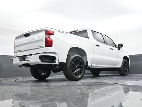 New 2026 Chevrolet Silverado 1500 Custom image 42