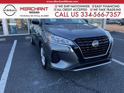 New 2025 Nissan Kicks S