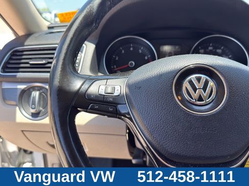 Used 2017 Volkswagen Passat 1.8T R-Line FWD image 15