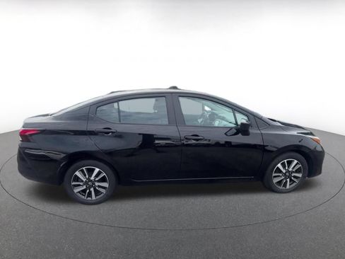 Used 2025 Nissan Versa SV FWD image 16