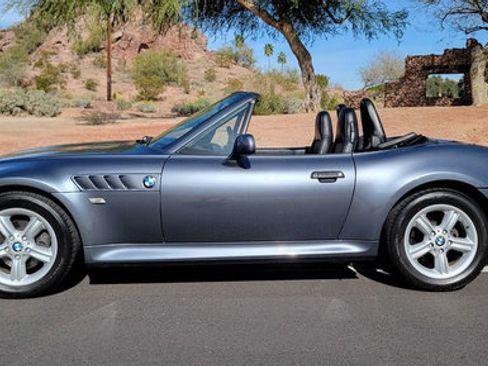 Used 2000 BMW Z3 2.5i image 6