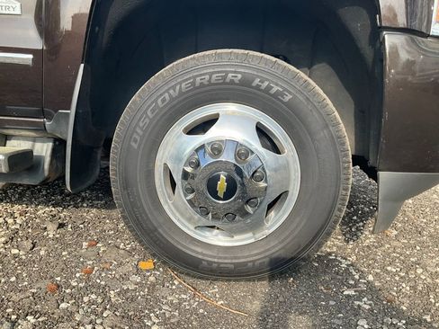 Used 2019 Chevrolet Silverado 3500 High Country w/ Duramax Plus Package image 10