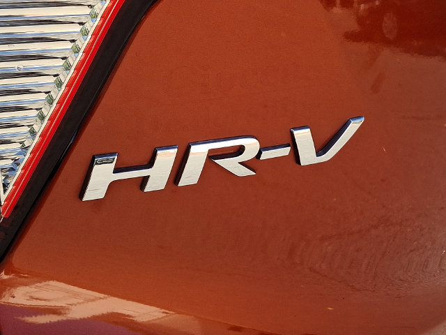 Certified 2020 Honda HR-V Touring image 31