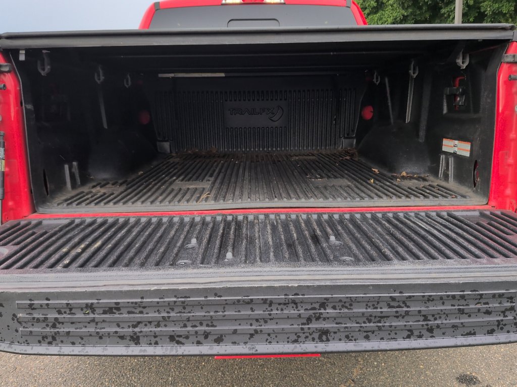 Used 2018 Ford F150 XLT w/ Equipment Group 302A Luxury AWD/4WD image 16