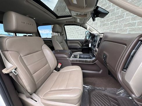 Used 2015 GMC Sierra 2500 Denali w/ Duramax Plus Package AWD/4WD image 35