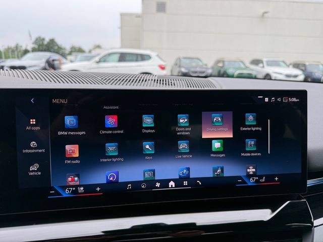 Certified 2026 BMW 530i xDrive w/ Premium Package AWD/4WD image 33